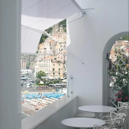 Palazzo Don Salvatore ゲストハウス 4*