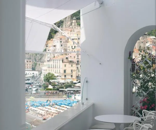 Palazzo Don Salvatore Konukevi 4*