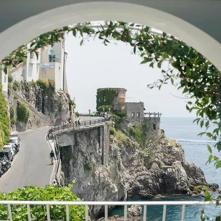 Palazzo Don Salvatore 게스트하우스 *