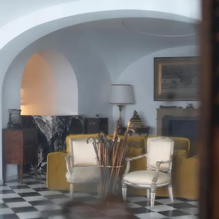 Palazzo Don Salvatore 게스트하우스 *